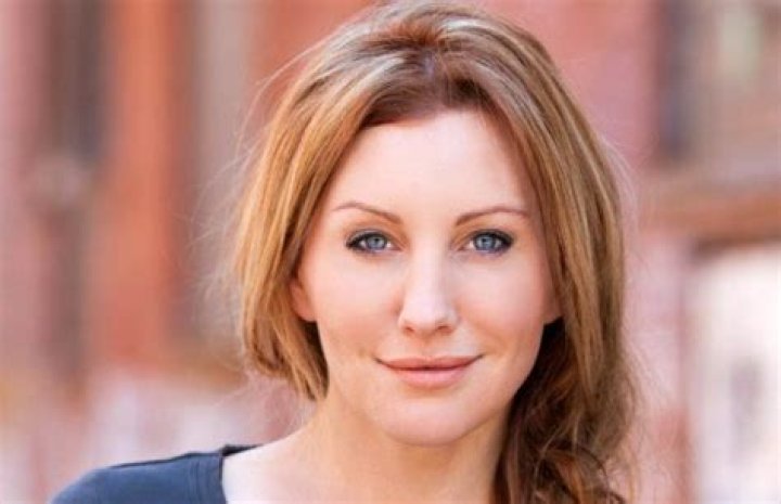 Amy Matthews (contractor) wiki, bio, net worth, marriage, kids, physical traits & more facts.