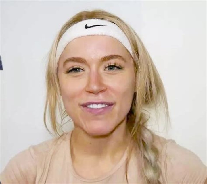 Elle Brooke Age, Height, Weight, Husband, Net Worth
