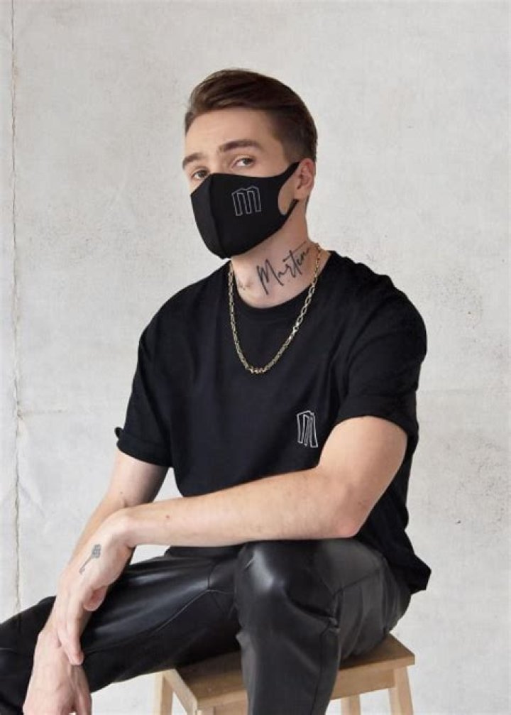 Mikolas Josef Height, Weight, Age, Family, Facts, Education, Biography
