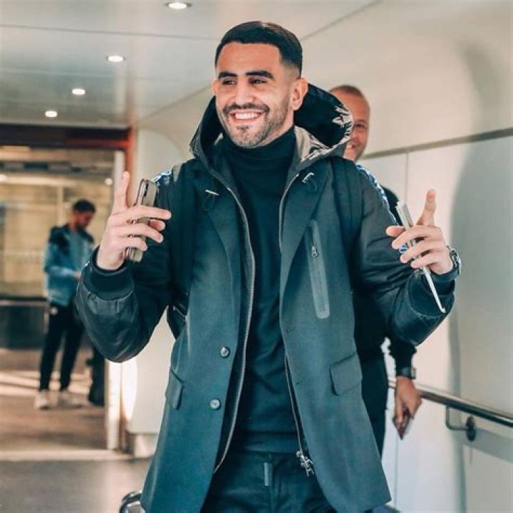 Riyad Mahrez Wiki, Biographie, Age, Taille, Mariage & Informations
