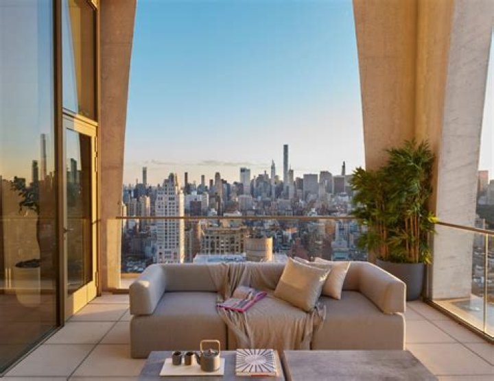 Step Inside The $170 Million New York City Penthouse That Just Hit The Market And Might Have The Best Bathtub View Ever