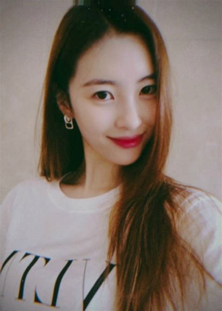 Sunmi Height, Weight, Age, Boyfriend, Family, Facts, Biography