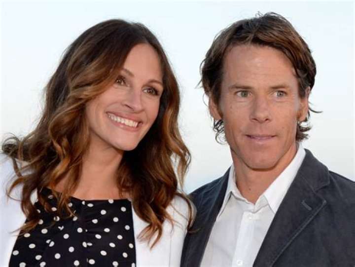 Who is Julia Roberts husband Daniel Moder? Bio, facts, net worth.