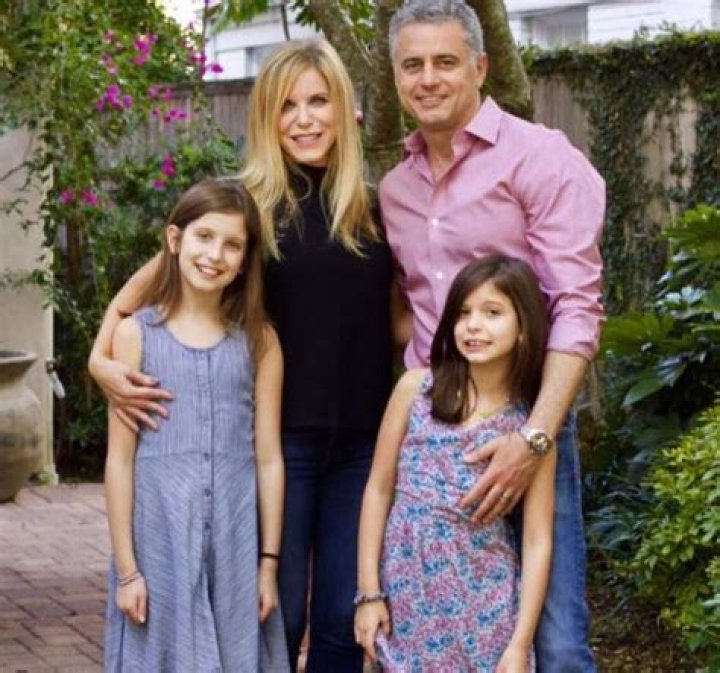 Who is vegan doctor Dr. Garth Davis? Age, Married life, wife, family.